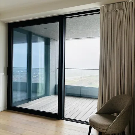 Oosteroever Seaview Luxury On The 18th Floor