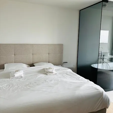 Appartement Oosteroever Seaview Luxury On The 18th Floor *
