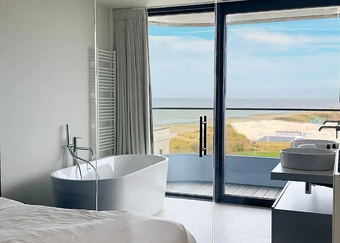 Apartamento High-end Sea View By Lets Go Getaways *