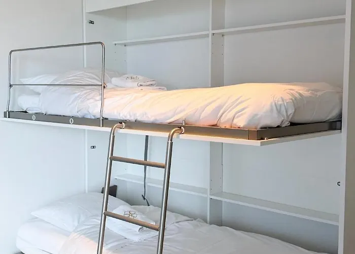 Oosteroever Seaview High End Apartment